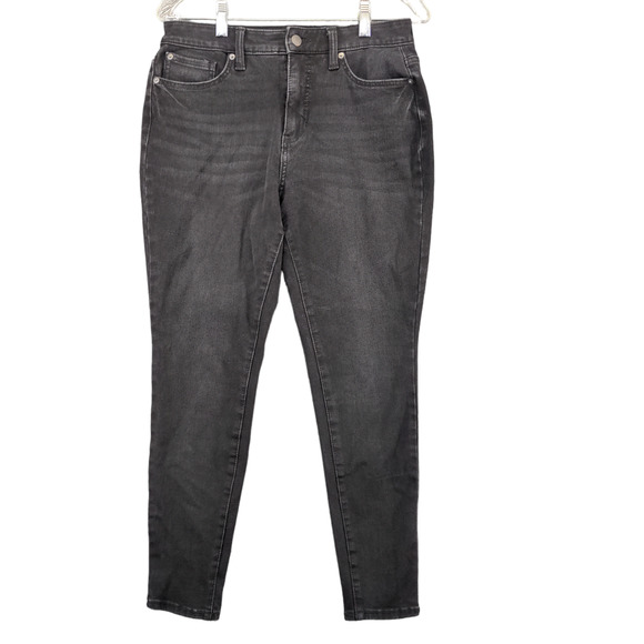 Time And Tru Women's High Rise Curvy Jeans Black 8 Petite Whiskers - Picture 1 of 11